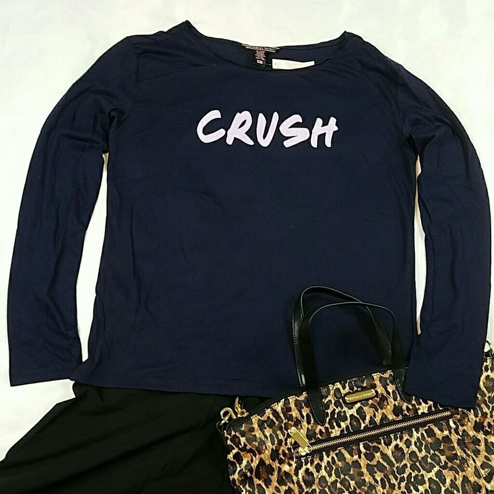 Victoria's secret long sleeve top shirt NWT